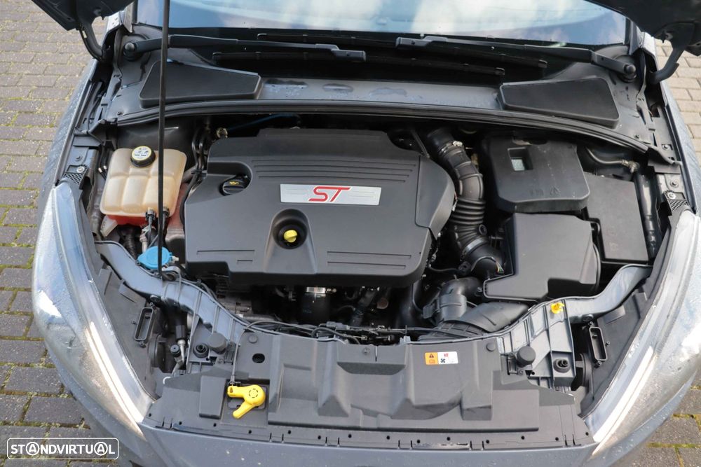 Ford Focus 2.0 TDCi ST-2 - 32