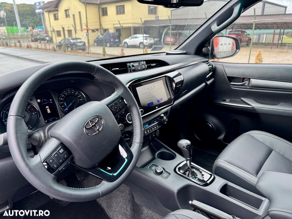 Toyota Hilux 4x4 Double Cab MHEV Autm. Invincible - 21