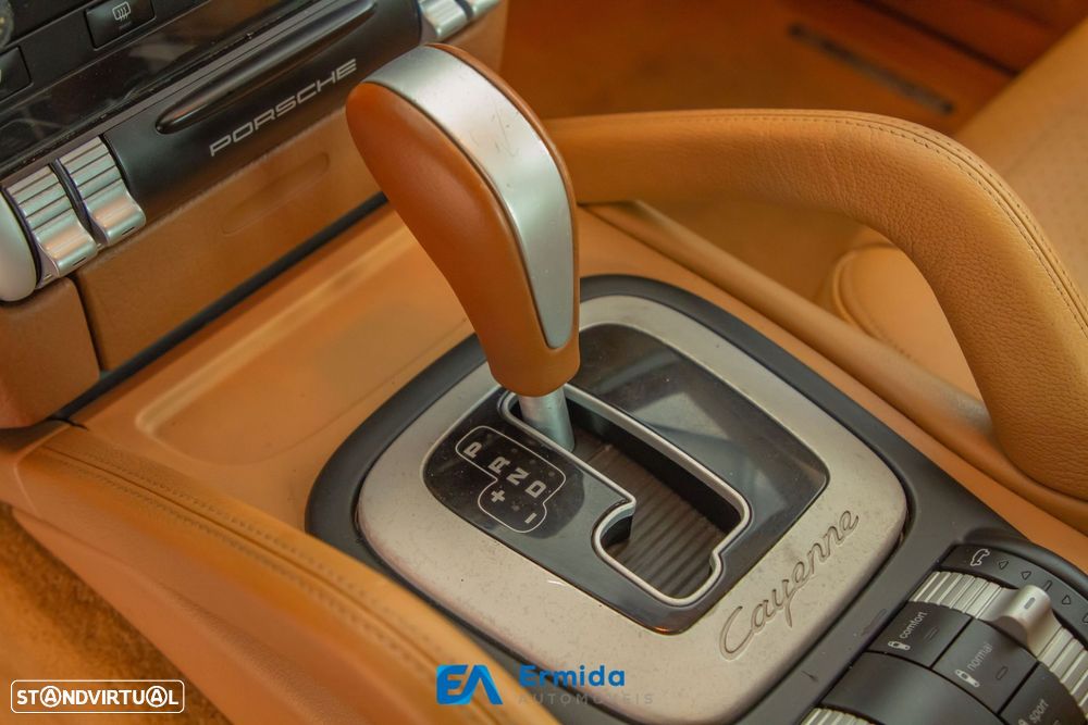 Porsche Cayenne Tiptronic - 21