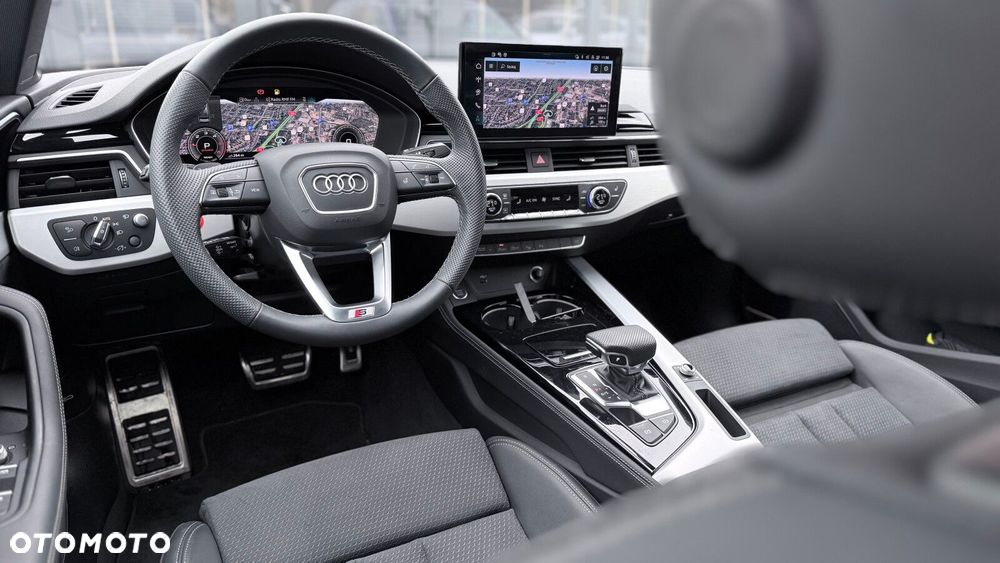 Audi A4 Limousine - 15