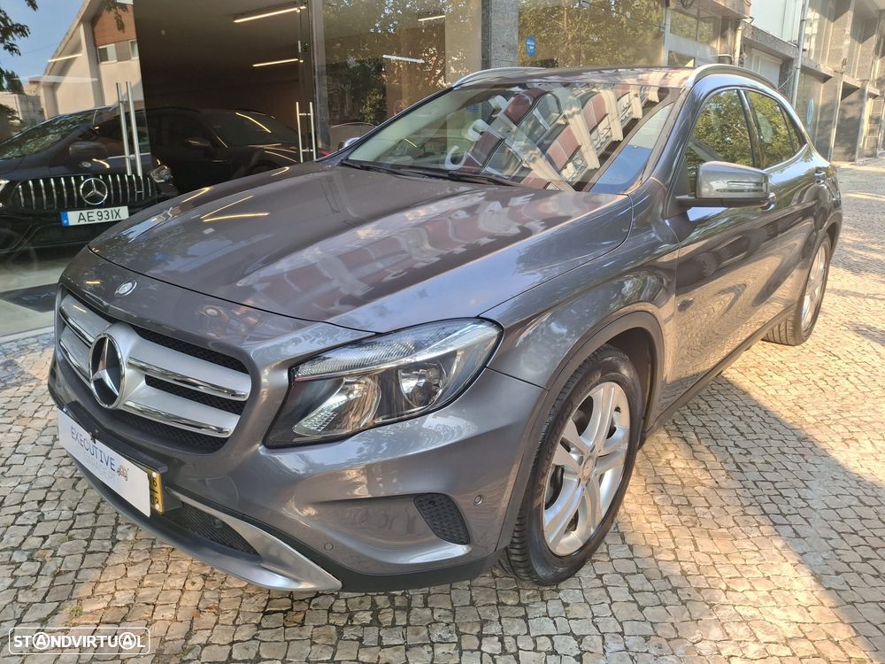 Mercedes-Benz GLA 180 d Urban - 3