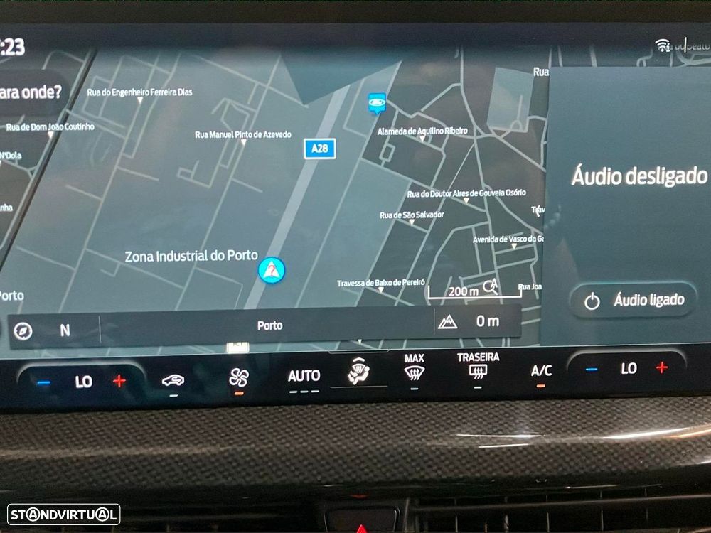 Ford Focus 1.0 EcoBoost MHEV ST-Line X - 12