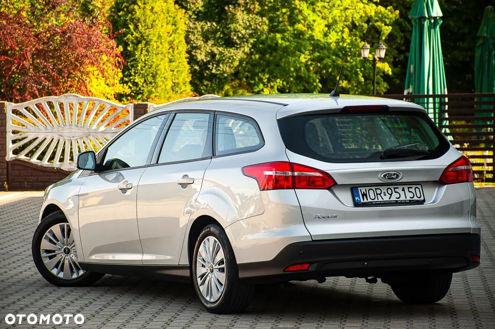Ford Focus - 12