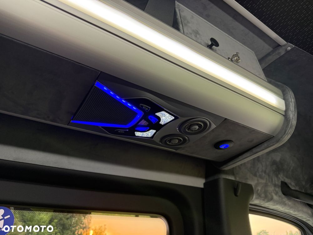 Mercedes-Benz Sprinter 519 - 23