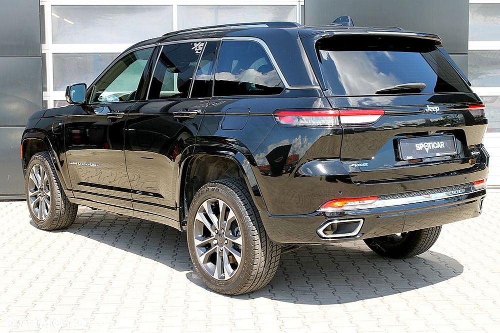 Jeep Grand Cherokee - 15