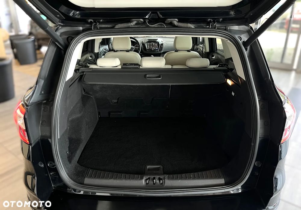Ford Kuga 2.0 TDCi 4x4 Vignale - 27
