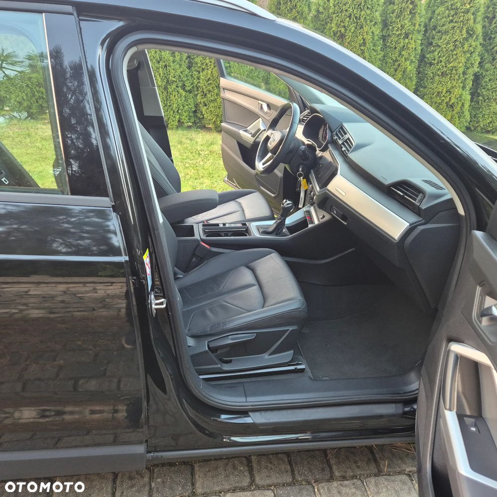 Audi Q3 35 TFSI S line - 11