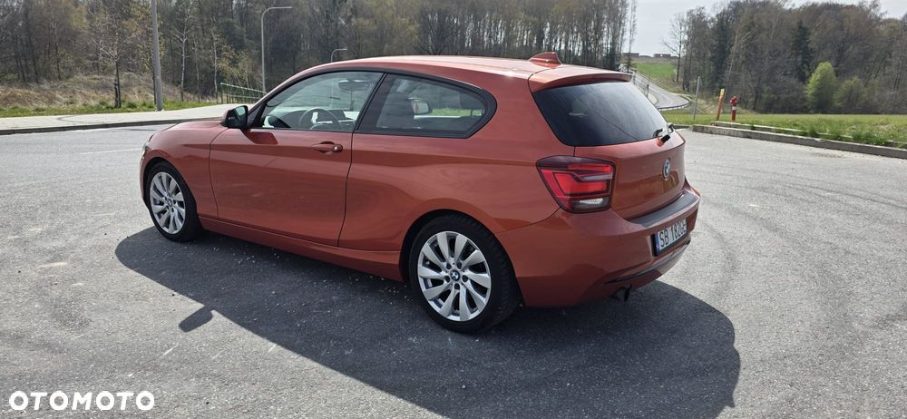 BMW Seria 1 116i - 21