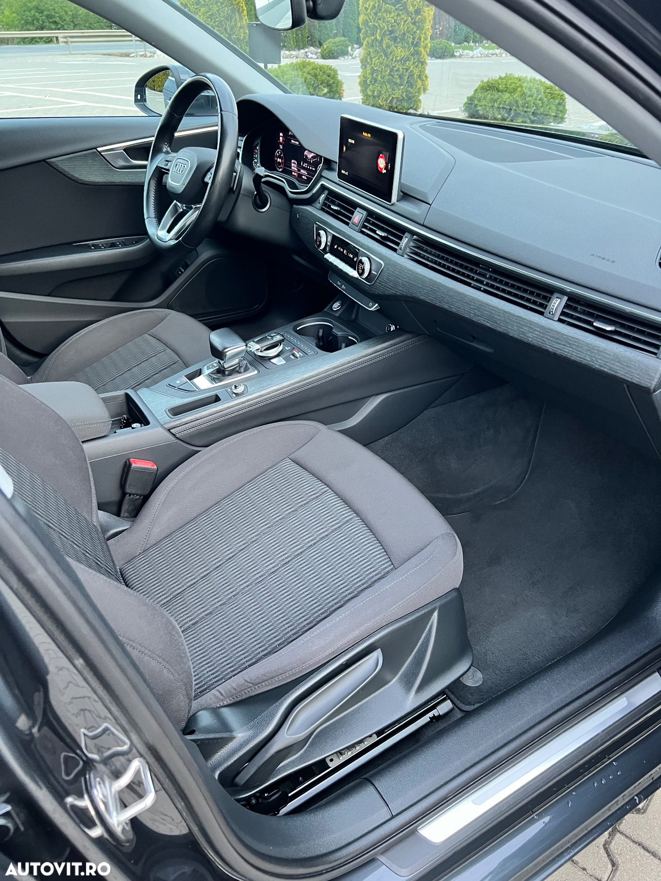 Audi A4 Avant 2.0 TDI S tronic - 10