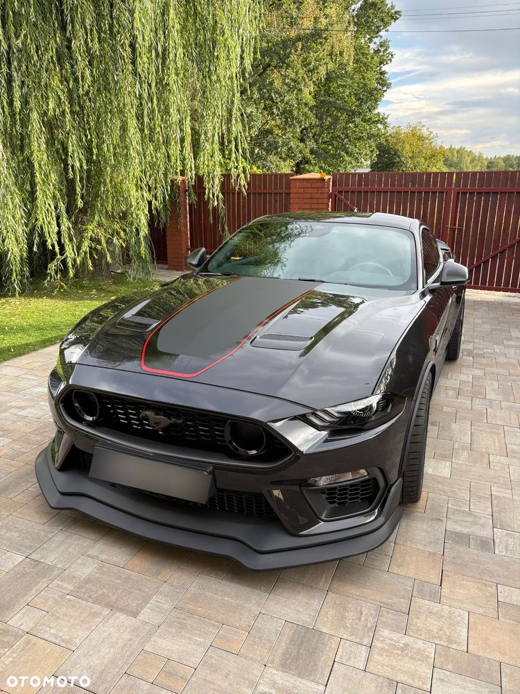 Ford Mustang - 1