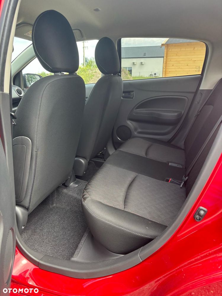 Mitsubishi Space Star 1.2 Intense CVT - 12