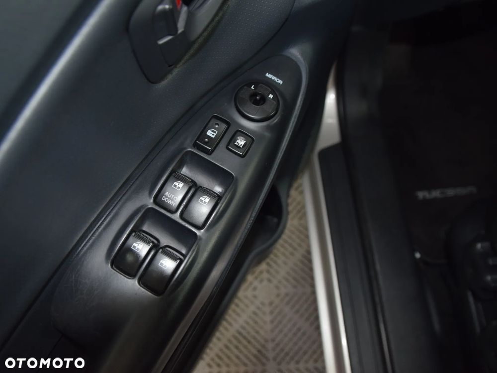 Hyundai Tucson - 16