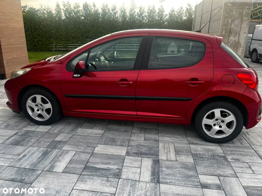 Peugeot 207 1.6 HDi - 12