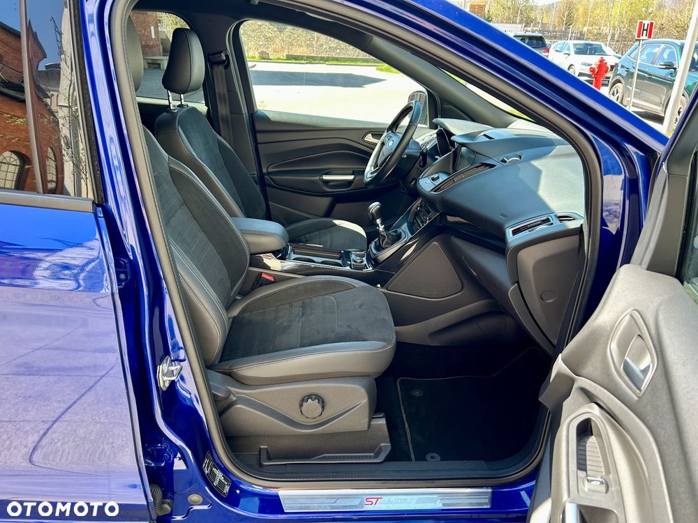 Ford Kuga 1.5 EcoBoost 2x4 Titanium - 15