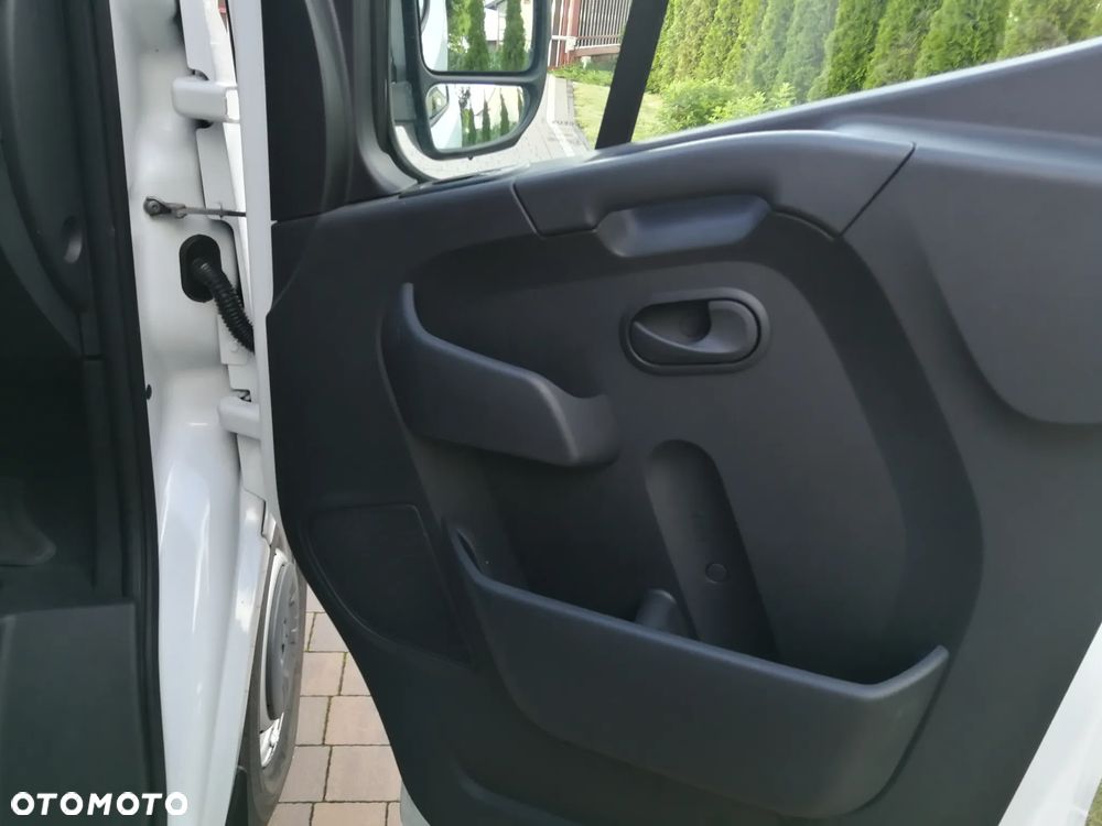 Renault Master - 11