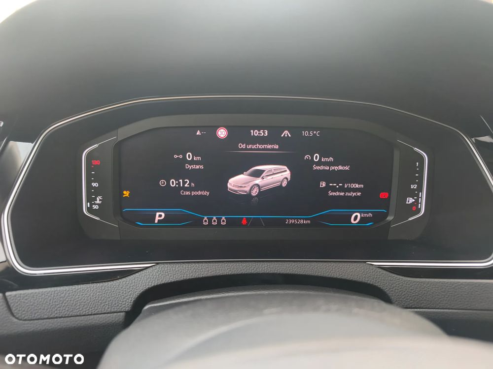 Volkswagen Passat Alltrack 2.0 TDI SCR DSG 4Motion - 12