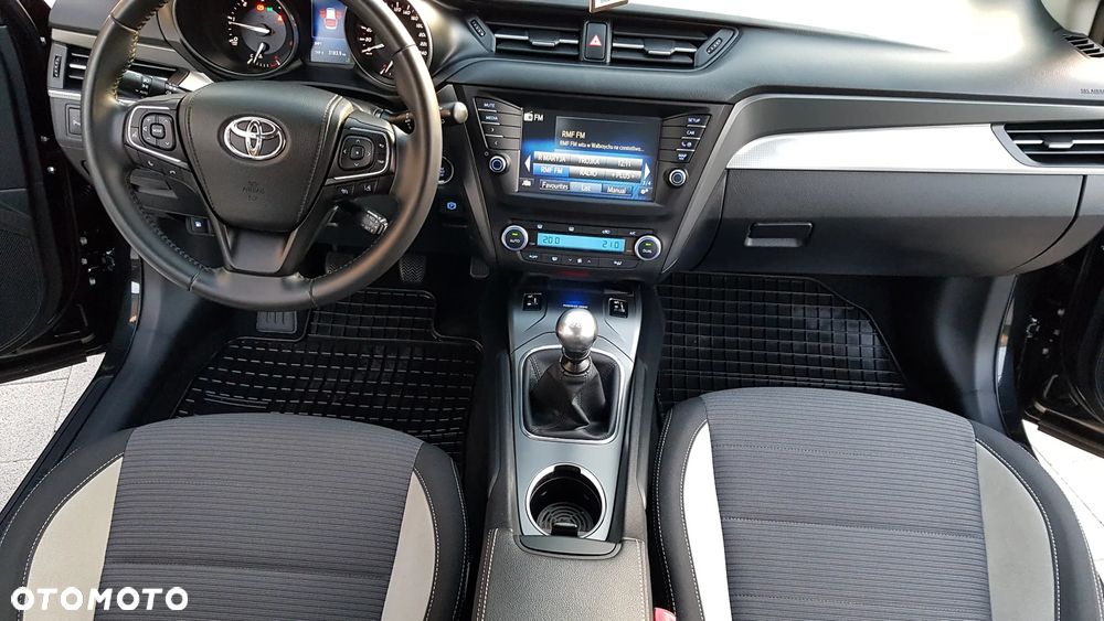 Toyota Avensis 2.0 D-4D Prestige - 7