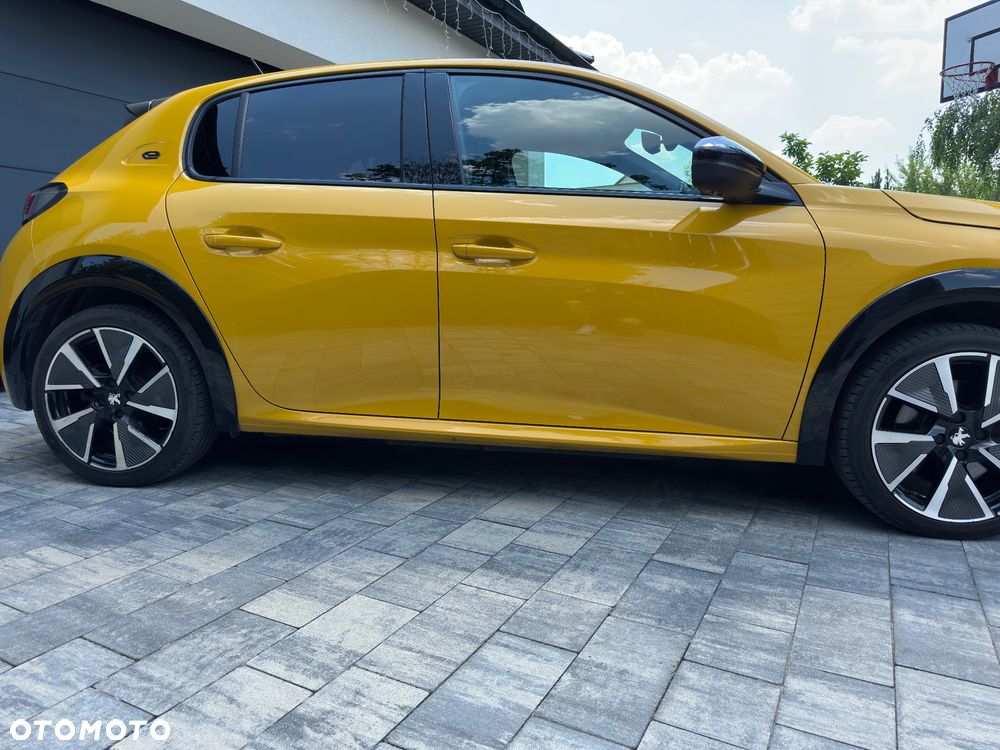 Peugeot 208 GT Line - 8