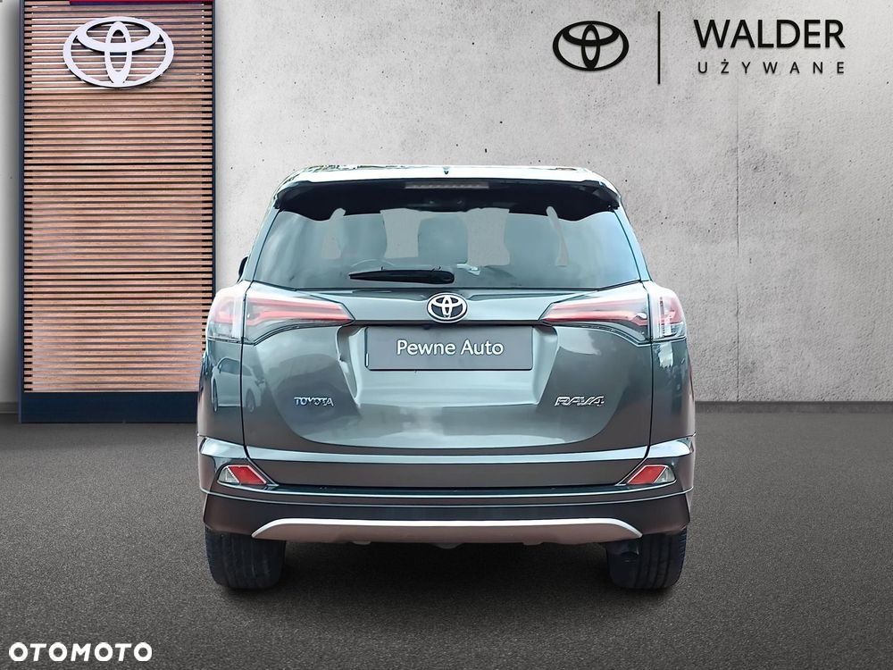 Toyota RAV4 2.0 D-4D Style 4x2 - 4