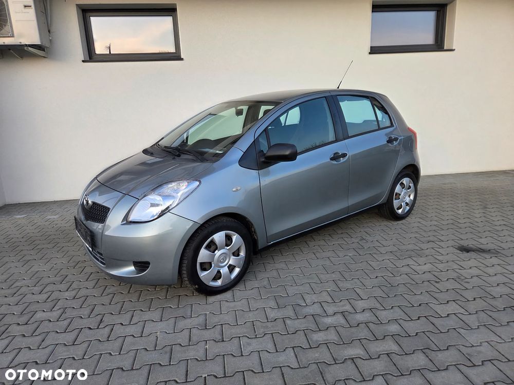 Toyota Yaris - 6