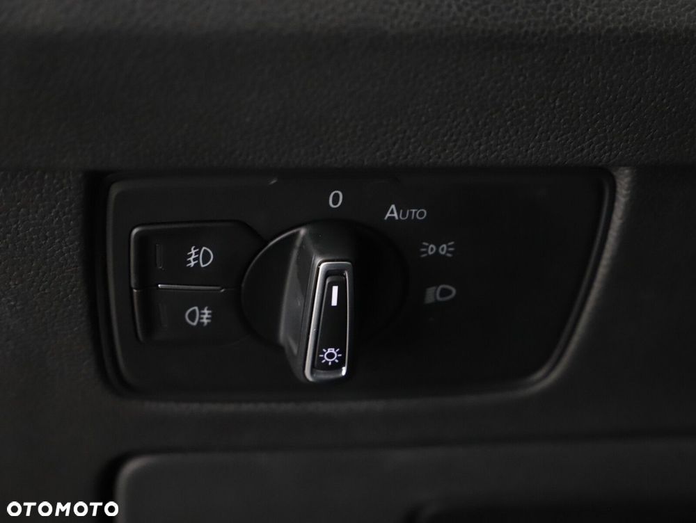 Volkswagen Passat Alltrack - 18