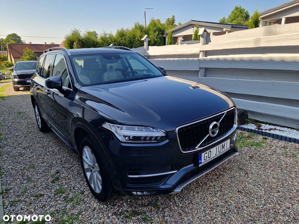 Volvo XC 90 D5 AWD Momentum - 2