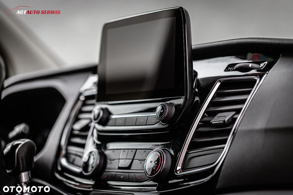 Ford Tourneo Custom 2.0 EcoBlue L2 Titanium SelectShift - 23