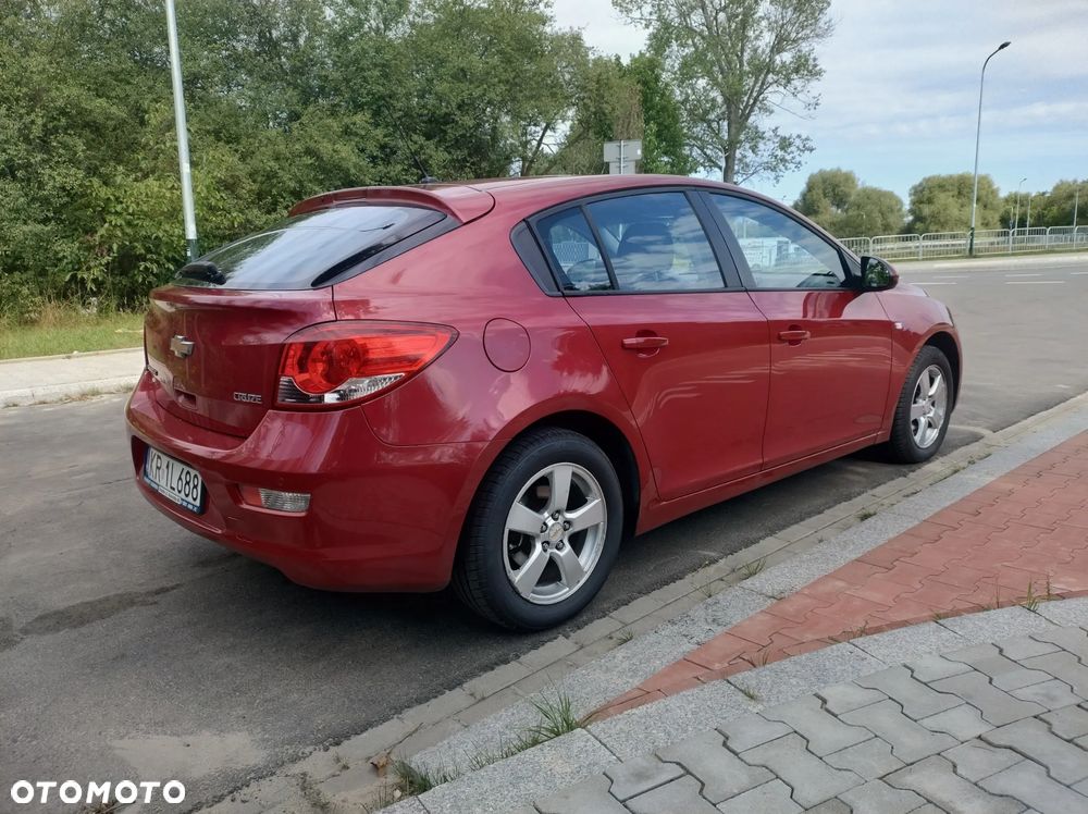 Chevrolet Cruze 1.6 LT - 6