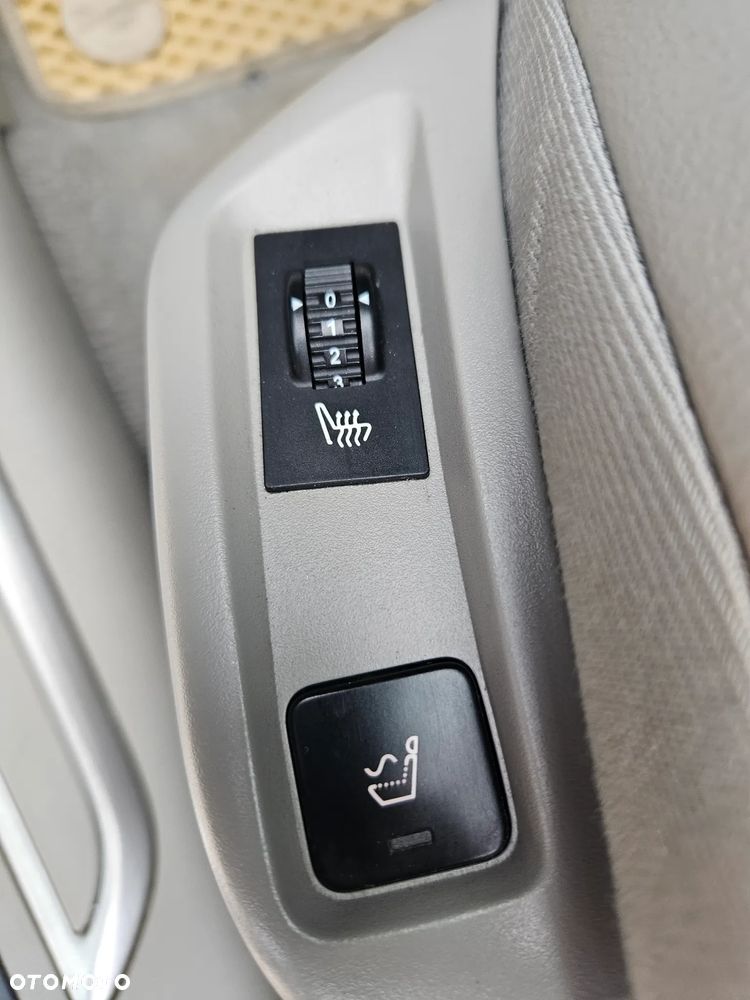 Citroën C5 2.2 HDi Exclusive - 8