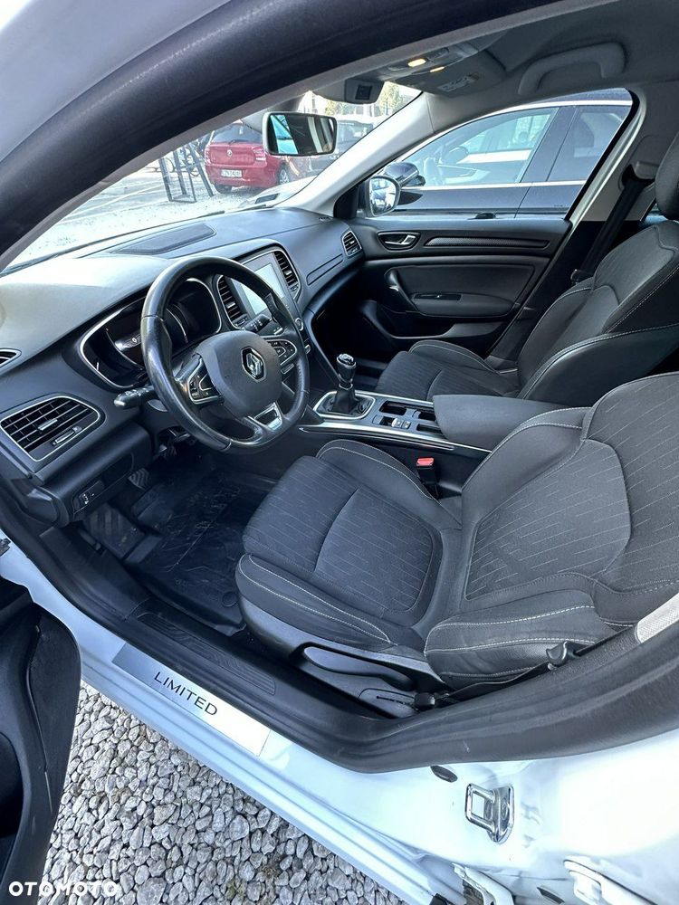 Renault Megane 1.3 TCe FAP Limited - 31