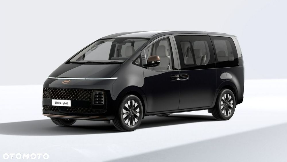 Hyundai Staria - 2