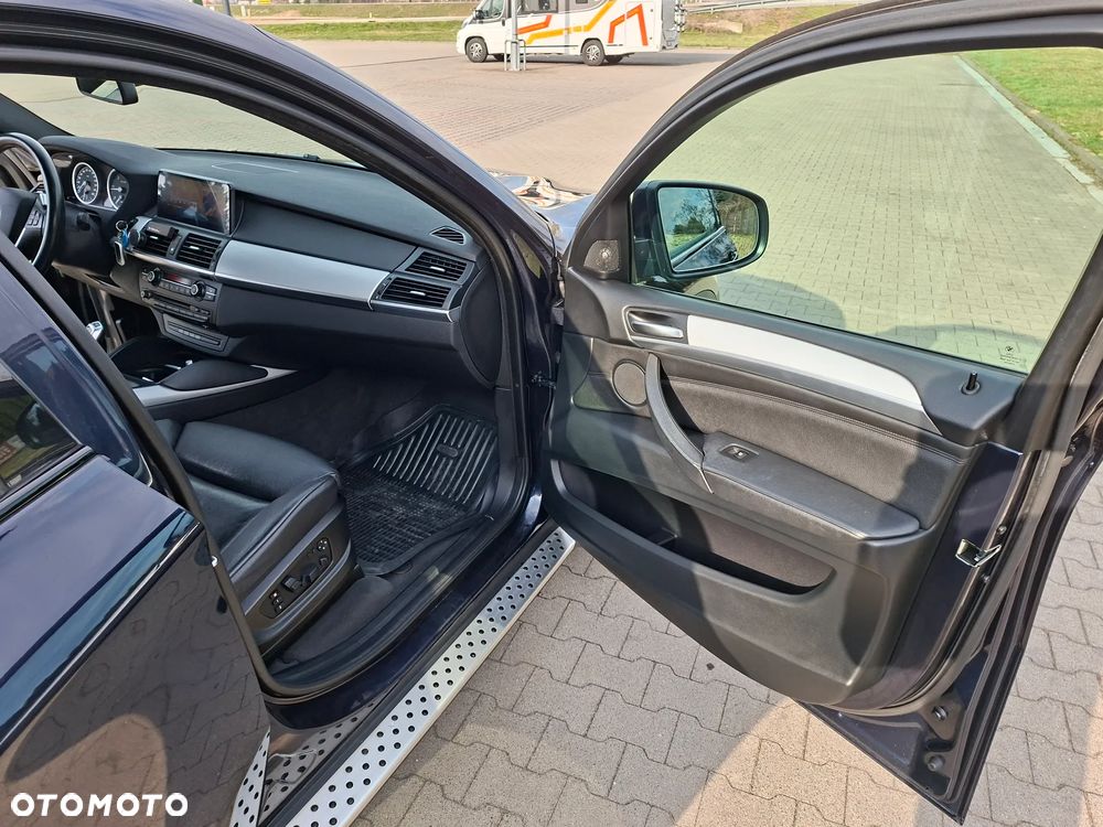 BMW X6 - 16