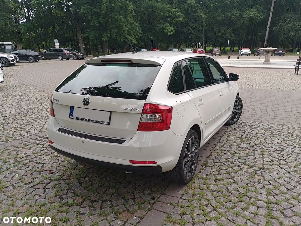 Skoda RAPID 1.4 TSI Ambition DSG - 6