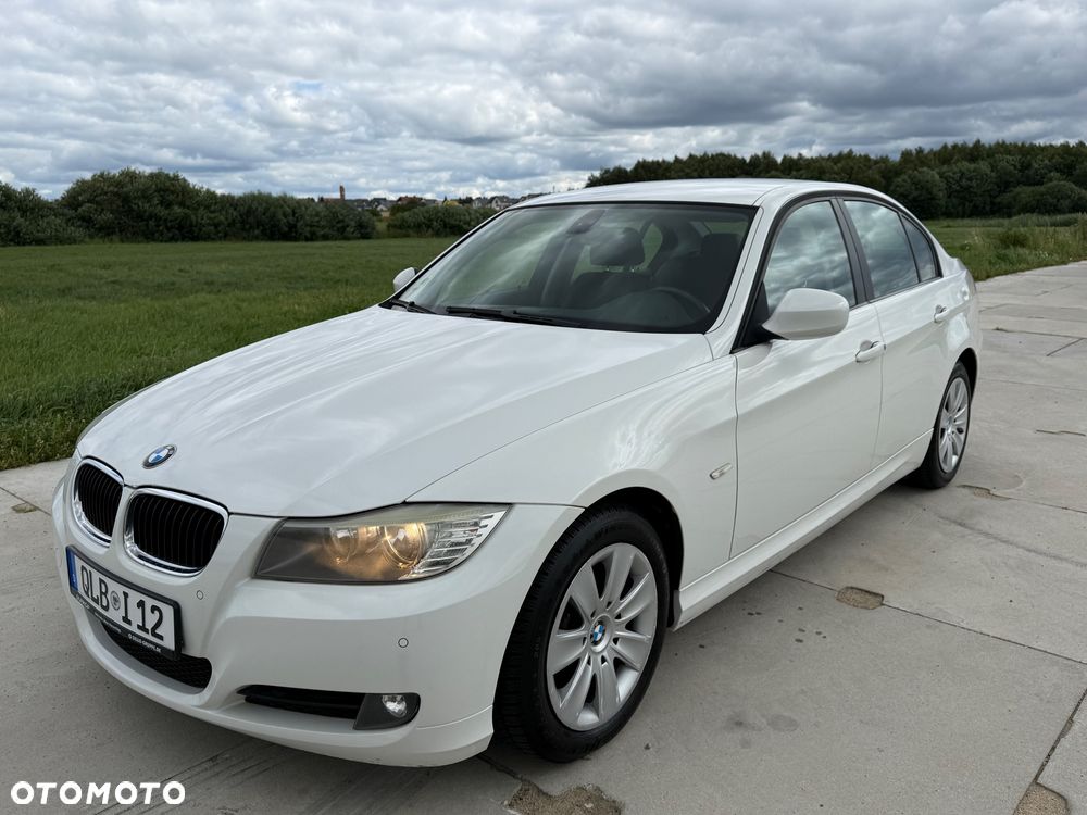 BMW Seria 3 318i Edition Lifestyle - 10