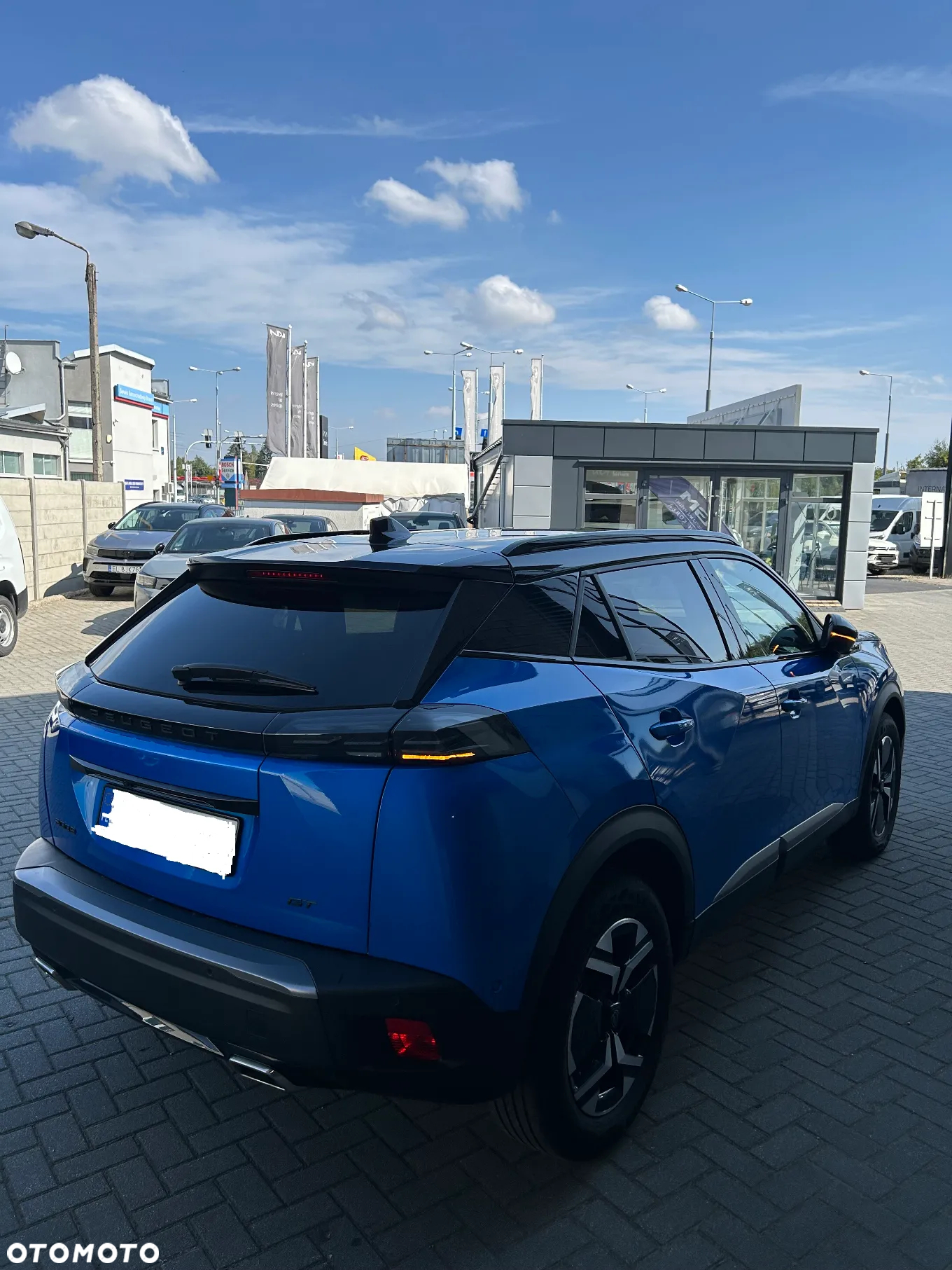 Peugeot 2008 - 4
