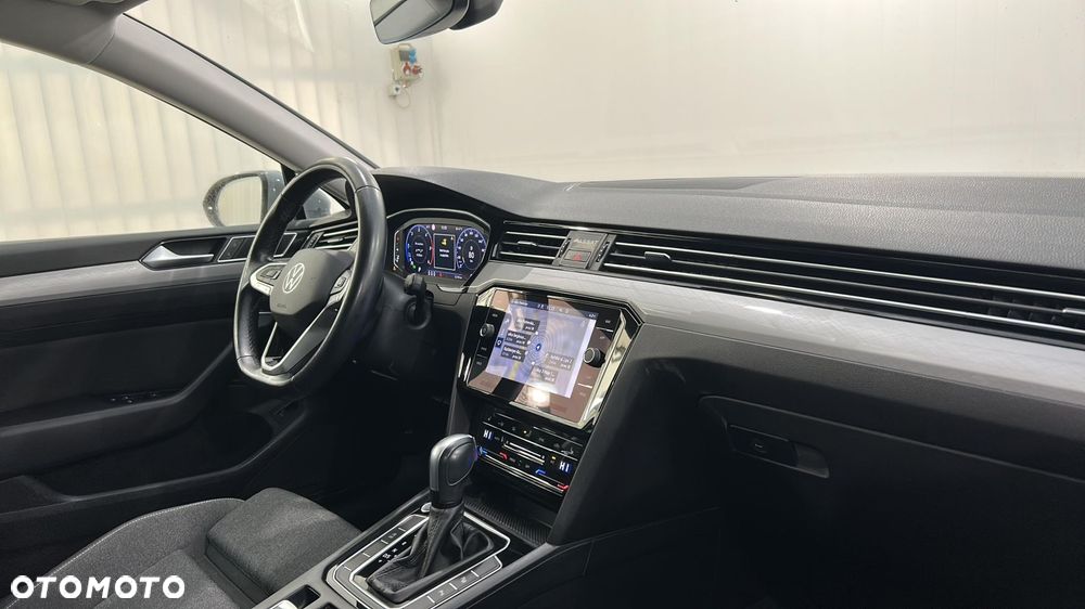 Volkswagen Passat Variant 2.0 TDI EVO Business DSG - 15