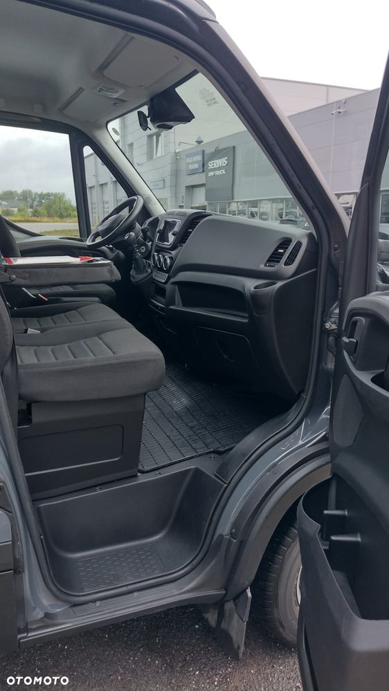 Iveco Daily 3.0 180KM Autolaweta Salon PL wyciągarka hak najazdy - 24