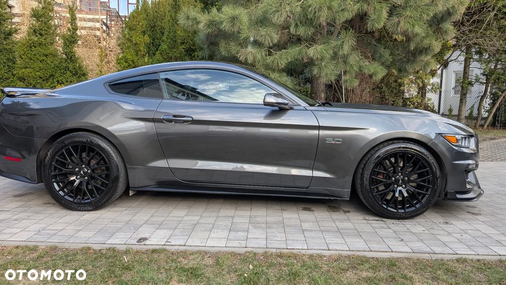 Ford Mustang - 5