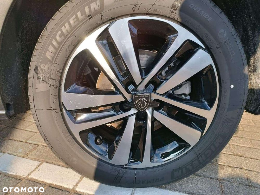 Peugeot Traveller 2.0 BlueHDi Long Business EAT8 - 11