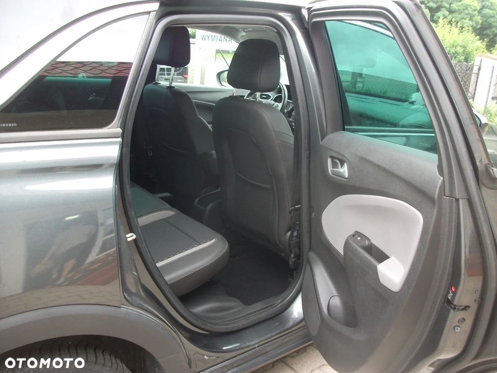 Opel Crossland X 1.2 T Action S&S - 11