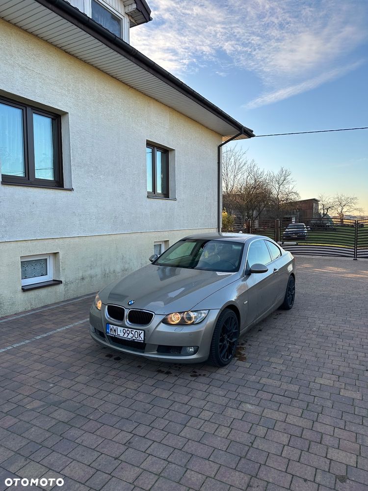 BMW Seria 3 325d - 1