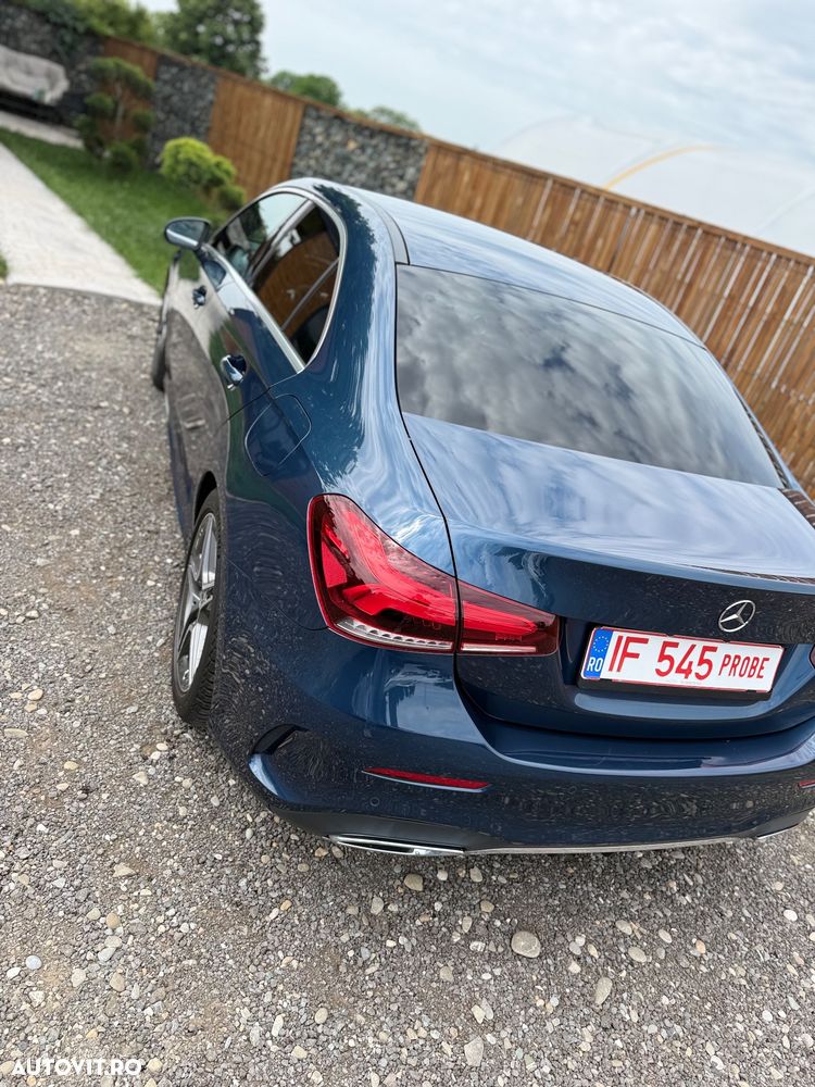 Mercedes-Benz A 180 Sedan 7G-DCT - 13