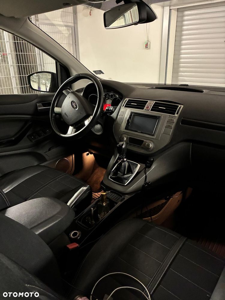 Ford Kuga 2.0 TDCi Titanium S - 3