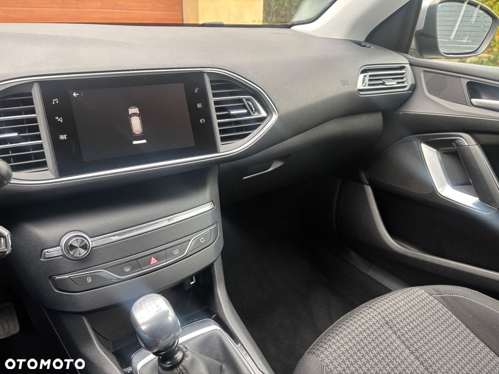 Peugeot 308 1.2 PureTech Active S&S - 19