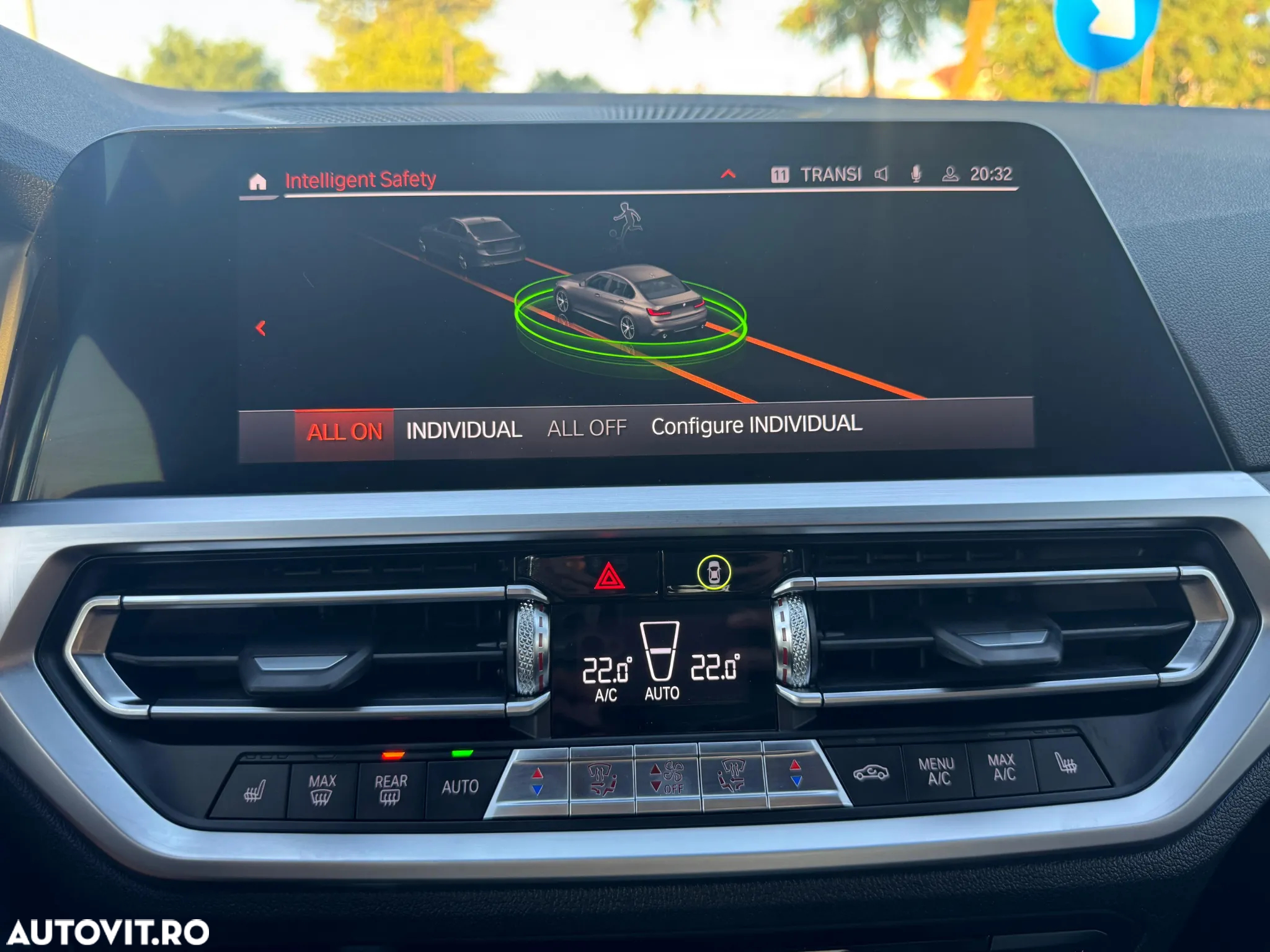 BMW Seria 3 318d Aut. M Sport - 36