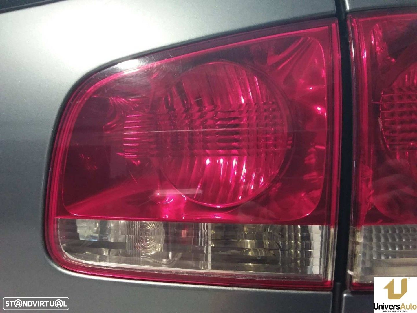 FAROLIM TRASEIRO DIREITO VOLKSWAGEN TOUAREG (7LA) TDI R5 - 4