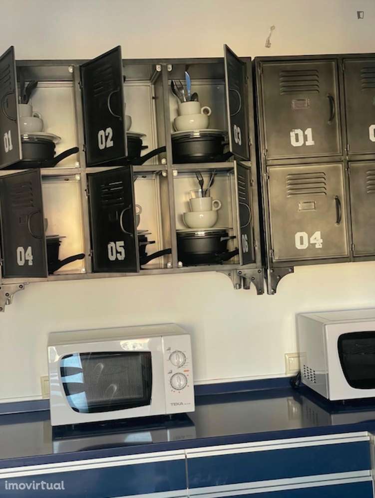 Quarto - localizado em Alameda Lisbon - Grande imagem: 4/17