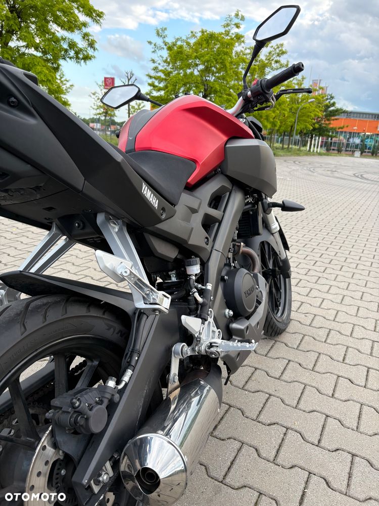 Yamaha MT - 9