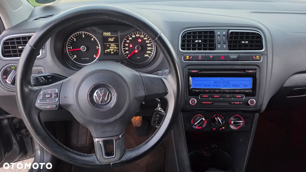 Volkswagen Polo 1.6 TDI DPF Highline - 13