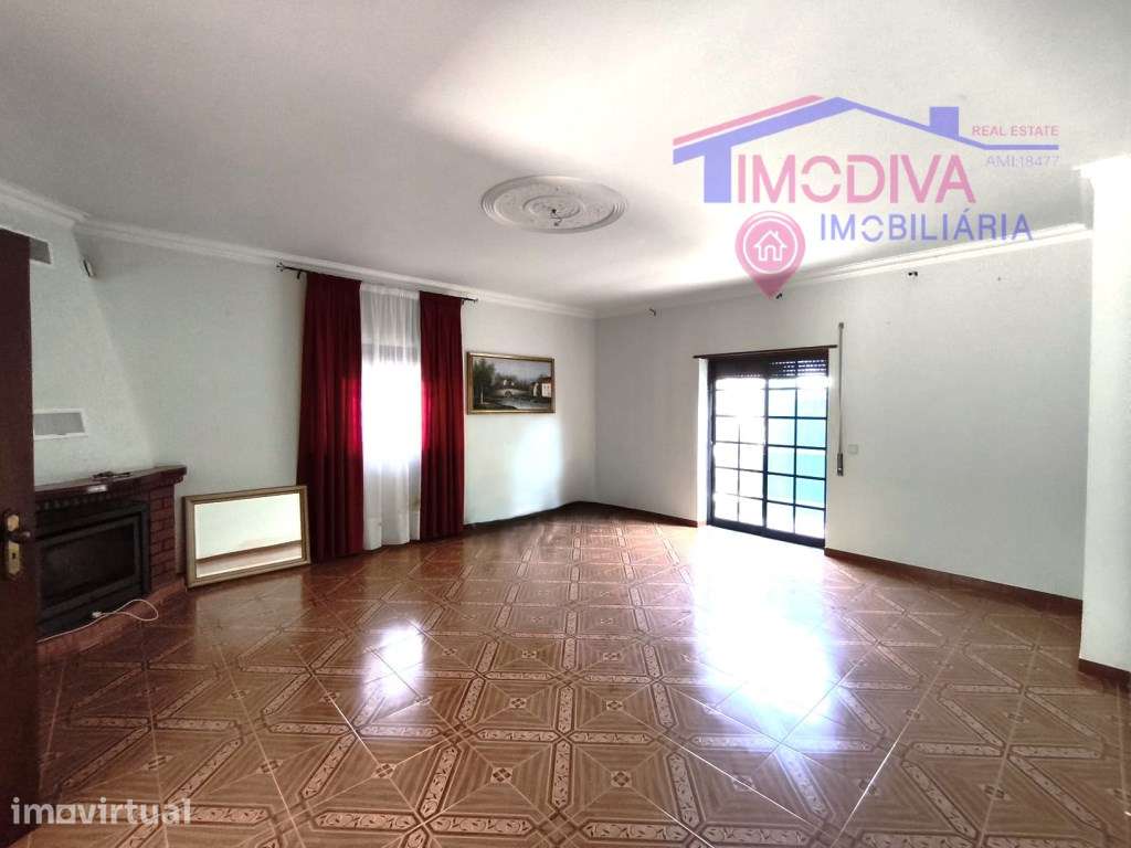 Apartamento T2 rés do chão para arrendamento em Figueiró dos Vinhos - Grande imagem: 5/21